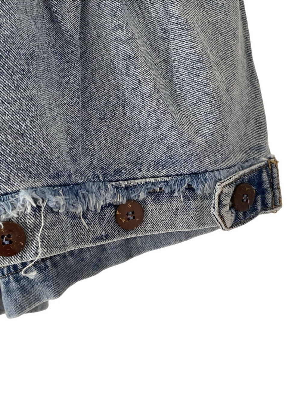 O&H OH Flirty Frills Denim Button Front Shorts size medium Boho Festival - Picture 4 of 7